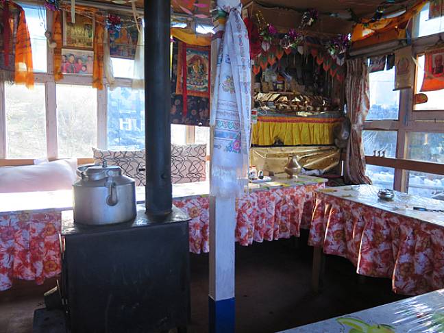 Everest v kilimanjaro teahouse accommodation 600x450