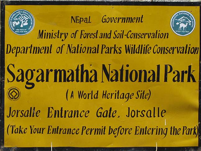 Everest v vkilimanjaro sagarmatha np sign 600x450