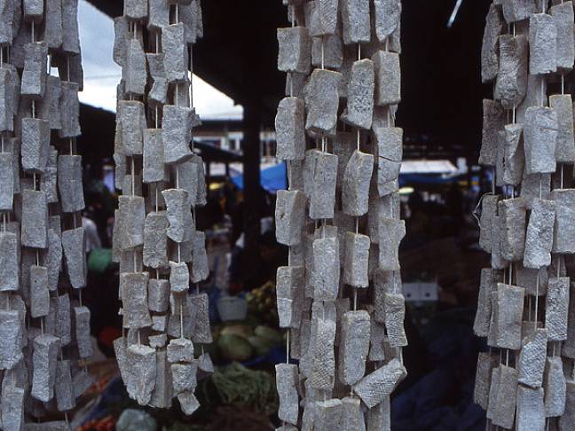 Best things to do in bhutan eat local food 600x450