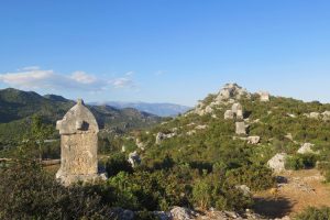 Stone sarcophagi - a frequent sight on the Lycian Way