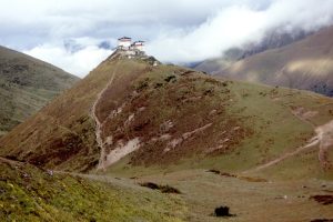 Lingshi Dzong from above Lingshi