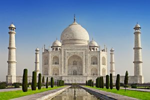 Taj Mahal, sightseeing in Agra